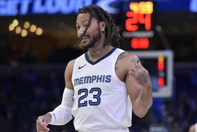 7月28日：海佐尼亚重返NBA，与骑士队签约一年合同